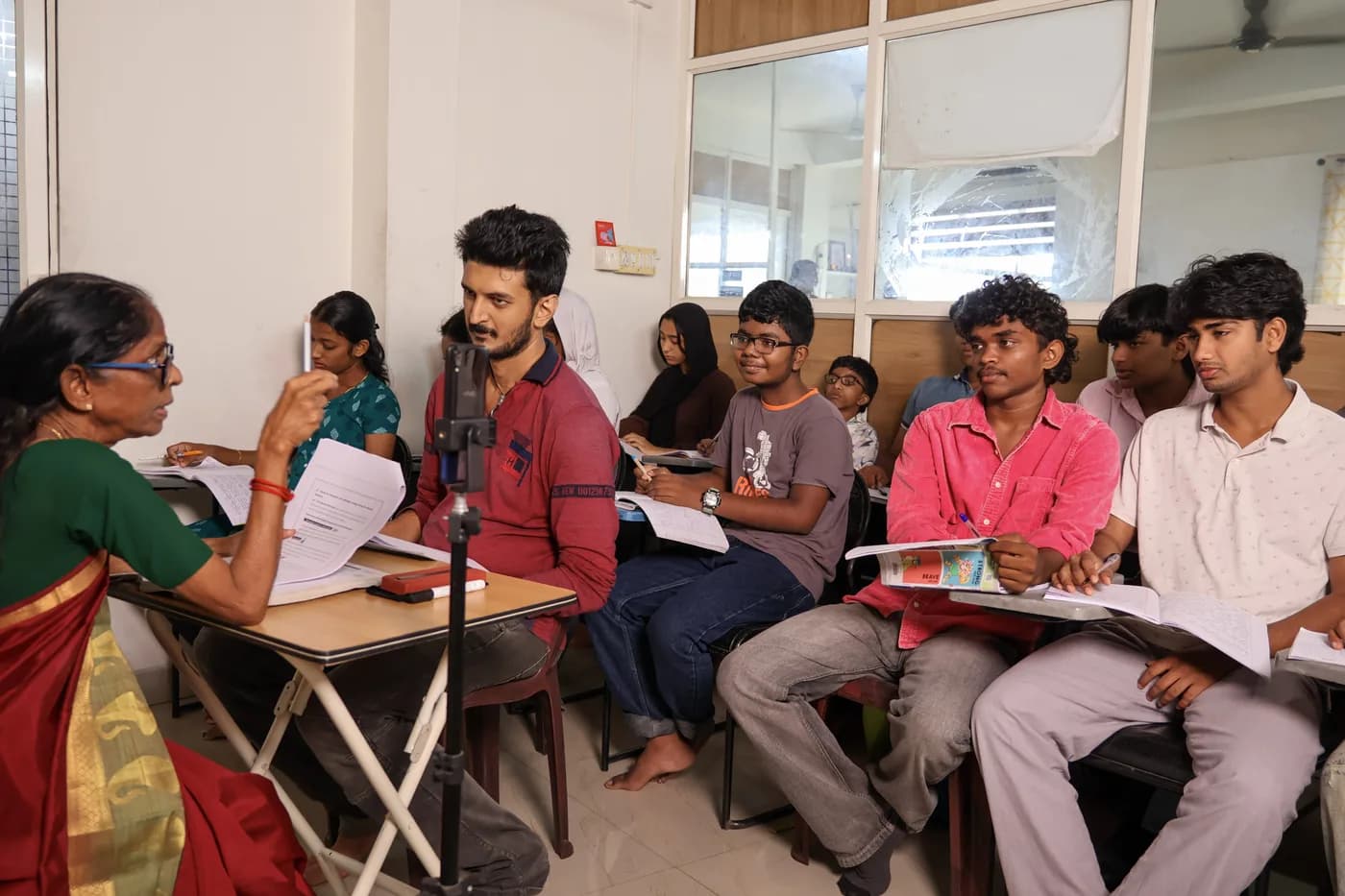 Students taking part in a Vizioni classroom discussion
